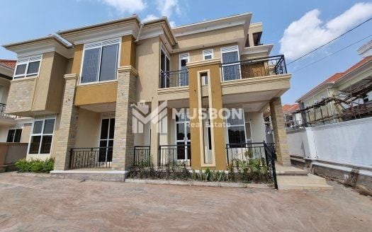 Spacious mansion in Kisaasi