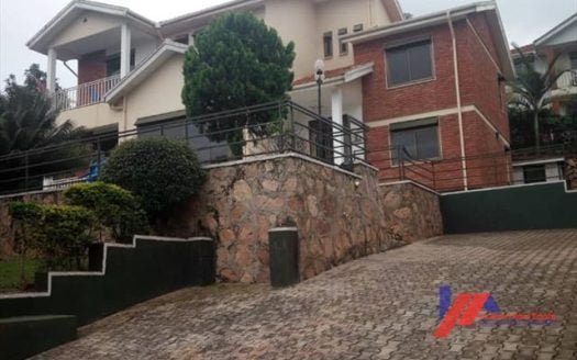 Villas for sale in Entebbe