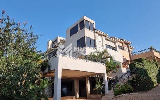 Townhouses on sale in Muyenga
