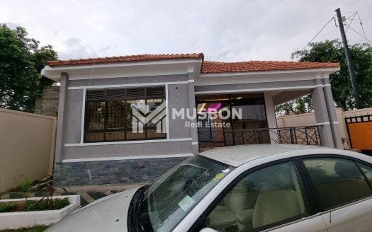 New house along Bukoto-Kisaasi Road