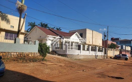 FOUR BEDROOMED STANDALONE BANGALOW FOR RENT