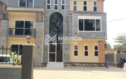 Apartment block for sale in Bunga