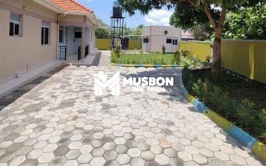 New house along Munyonyo-kigo road