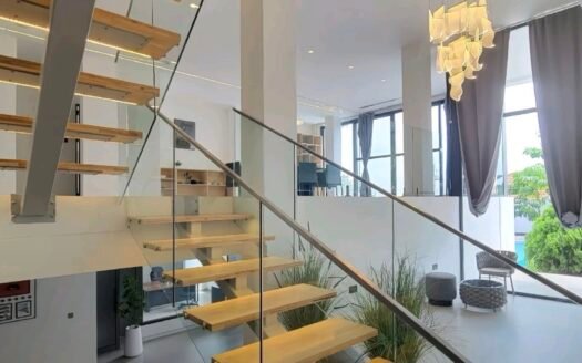 Mansion for sale in Munyonyo