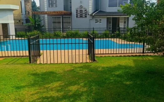Mansion for sale in luzira