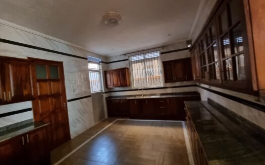 House for sale kisaasi