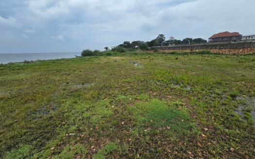 Lake front land in Garuga Entebbe 5 acres