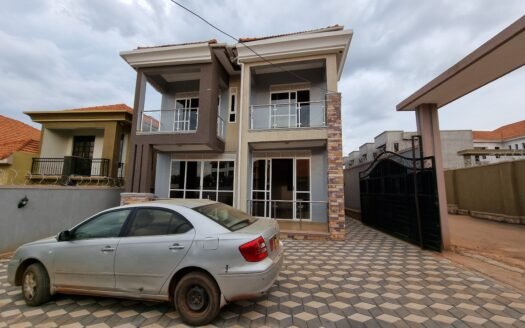 Luxurious house for sale in kira